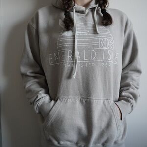 Emerald Isle NC Hoodie | Medium | Beige Hooded Sweatshirt